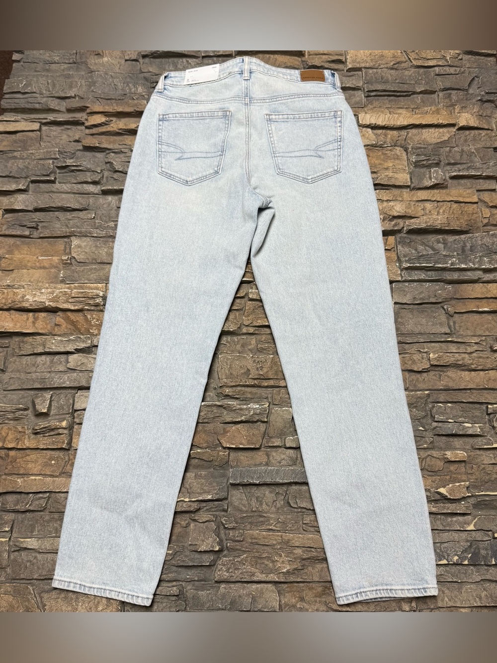 NEW American Eagle Mom Jeans Women 8 29 Super High Rise Light Aglow Blue NWT